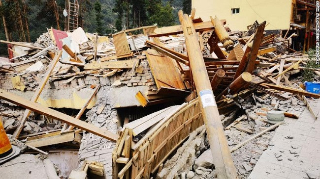 Arrin në 65 numri i të vdekurve nga tërmeti në Kinë