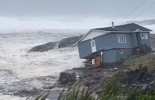 Stuhia Fiona godet brigjet e Kanadasë. mijëra familje pa energji elektrike