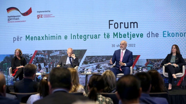 Rama: Para 2013-ës gjysmën e plehrave e kishim rrugëve, sot mbledhim 90%