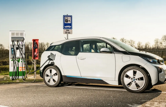 Çmimi i energjisë dhe tregu i veturave elektrike