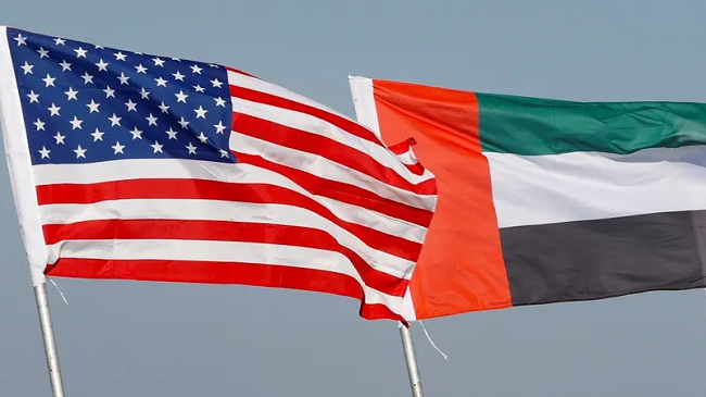 Emiratet e Bashkuara Arabe dhe SHBA nënshkruajnë marrëveshjen e energjisë së gjelbër prej 100 miliardë dollarësh