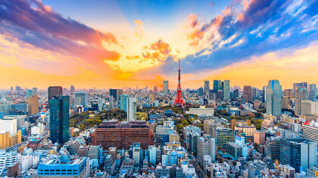 Tokio i bën panelet diellore të detyrueshme për shtëpitë e reja nga viti 2025