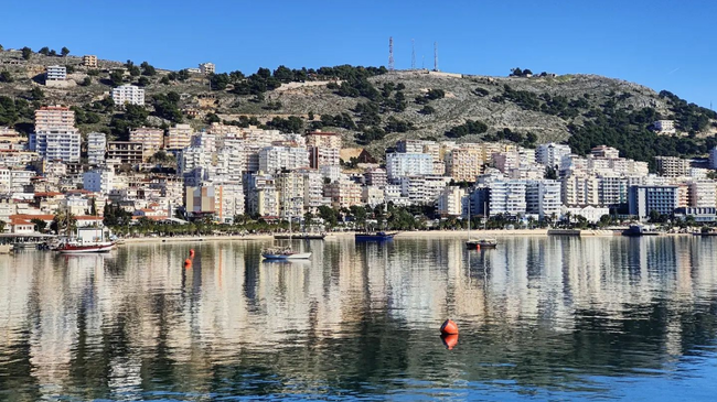 Kthjellime, vranësira dhe temperatura deri në 16 gradë në Shqipëri