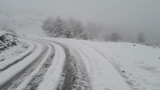 Shqipëria fillon të zbardhet nga bora