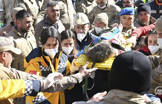 Mrekullitë vazhdojnë, dy fëmijë nxirren të gjallë pas shtatë ditësh nga rrënojat e tërmetit në Turqi