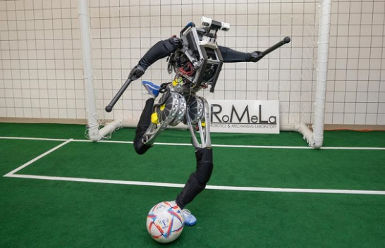 Roboti ARTEMIS udhëton në Paris për RoboCup