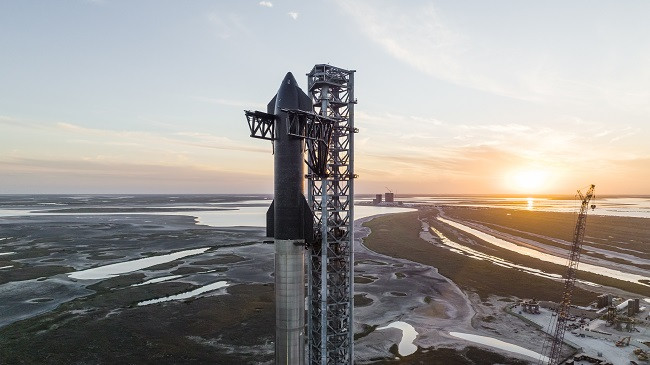 Raketa Starship e SpaceX, më e fuqishmja e ndërtuar ndonjëherë, merr miratimin e qeverisë për lëshim