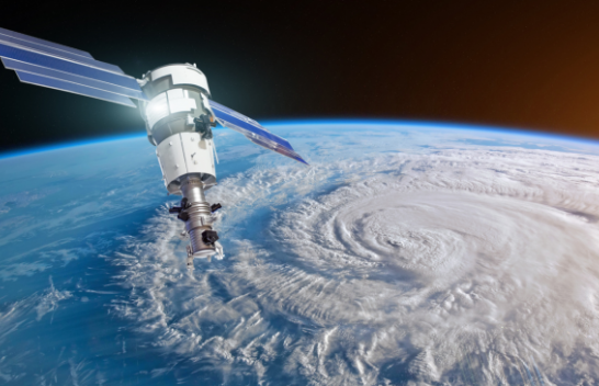 NASA lëshon dy satelitë për të monitoruar stuhitë tropikale