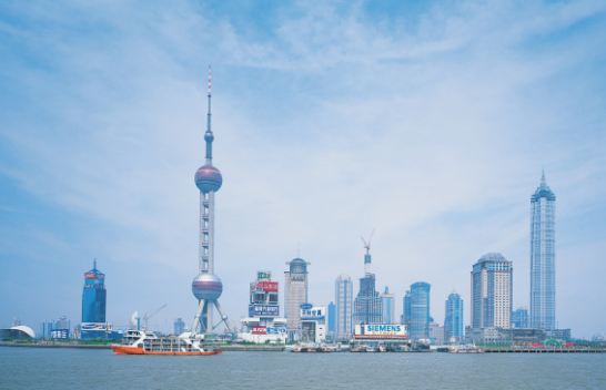 Luksi në re: Restoranti më i lartë në botë ndodhet në një hotel në Shangai