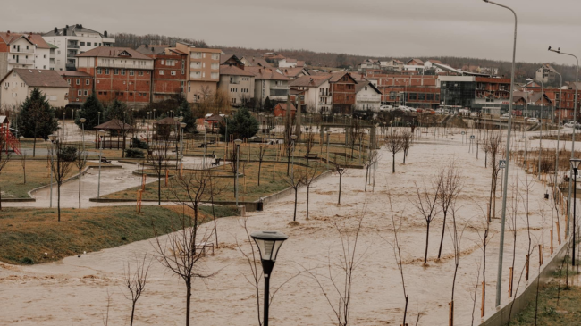 ALARM MOTI/ Këto janë rajonet e Kosovës që rrezikohen të përmbyten nga fryrja e lumenjve