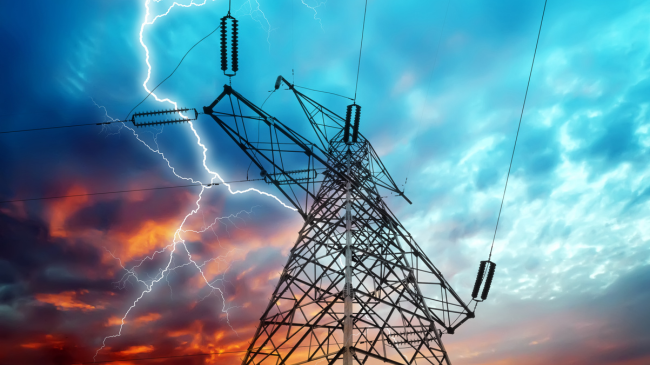 Erërat e forta dëmtuan rrjetin elektro-energjetik në këto komuna