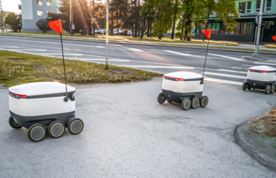 Robotët e dërgesave të ushqimit në shënjestër të grabitësve në SHBA