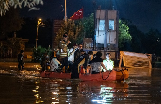 Përmbytje vdekjeprurëse në Turqi