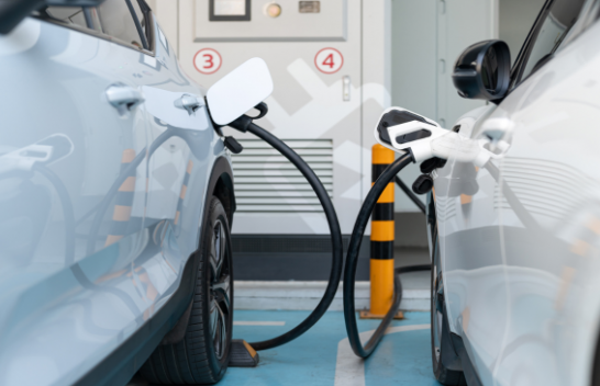 Si po ndryshojnë veturat elektrike peizazhin e industrisë së automobilizmit