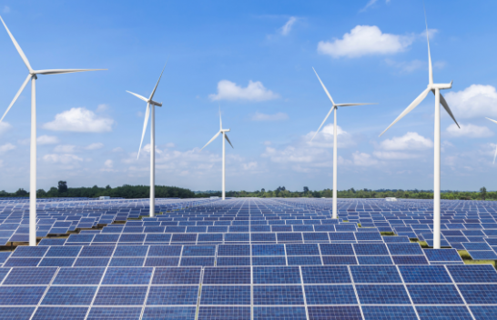 IEA: Tranzicioni drejt energjisë së pastër tani është 'i pandalshëm'
