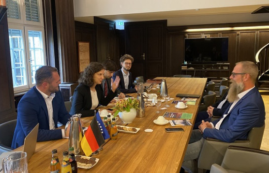 Rizvanolli fton kompanitë e huaja të investojnë në fushën e energjisë në Kosovë