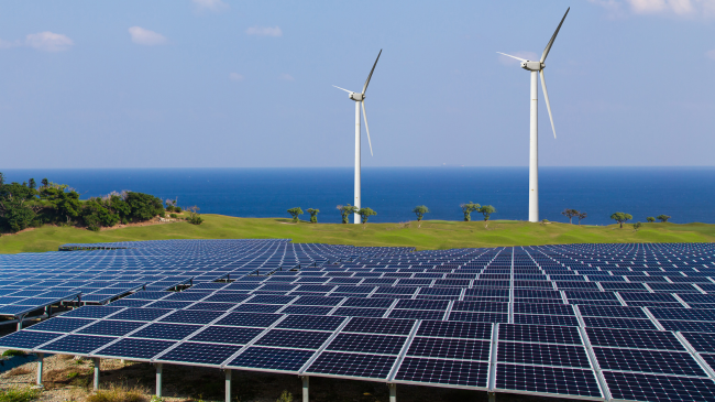 Energjia e rinovueshme në botë u rrit për 50% në 2023