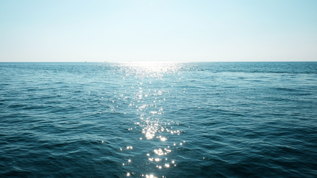 Hulumtim: Temperatura e oqeanit thyen rekordin e të nxehtit për të pestin vit radhazi