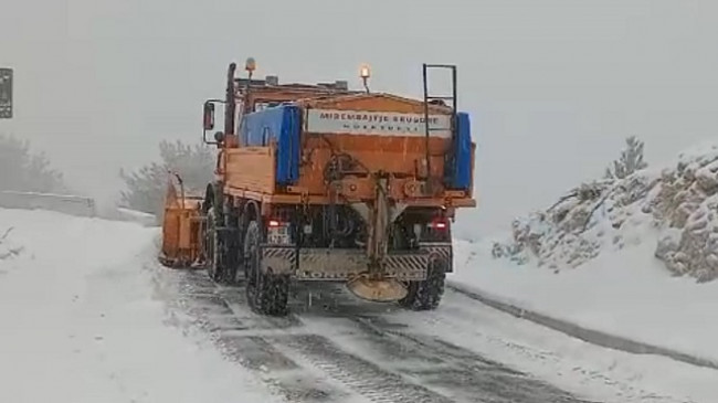 Rikthehen reshjet e borës në zonat malore të Shqipërisë