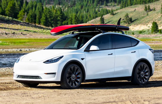 Tesla Model Y është vetura më e shitur në botë për vitin 2023