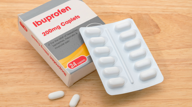 Pesë efekte anësore të rrezikshme të përdorimit të shpeshtë të ibuprofenit