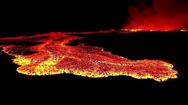 Shpërthen sërish vullkani në Islandë