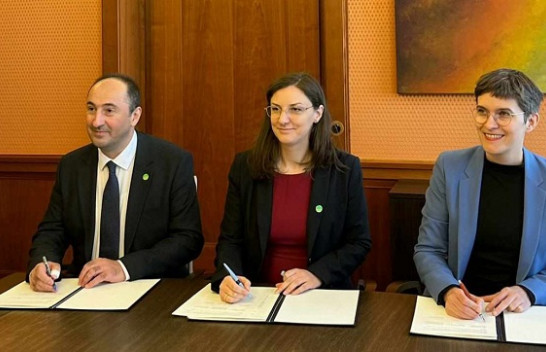 Kosova dhe Gjermania nënshkruajnë Deklaratën e partneritetit për klimën dhe energjinë
