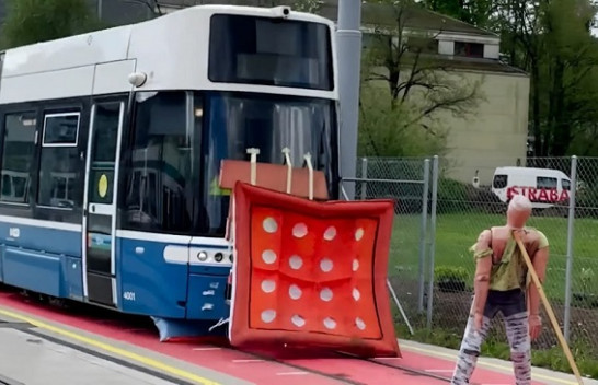 Cyrihu po teston airbag-ët për tramvaj