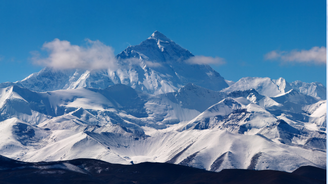 Dy rekorde botërore u vendosën në malin Everest