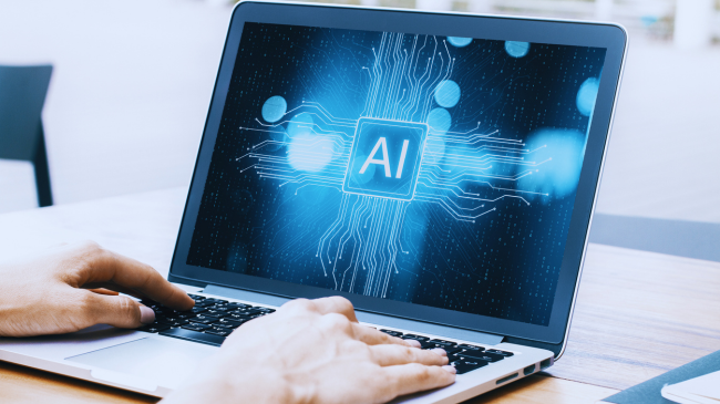 Mirupafshim ekspertë financiarë? Inteligjenca Artificiale është më e suksesshme në investimet financiare!
