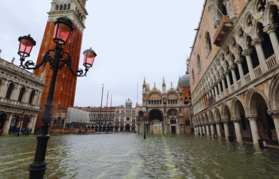 Shkencëtarët parashikojnë se Venecia do të jetë nën ujë deri në vitin 2150