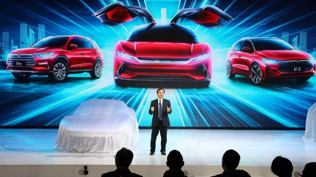 Elon Musk i Kinës planifikon të pushtojë Evropën me automjete elektrike të lira