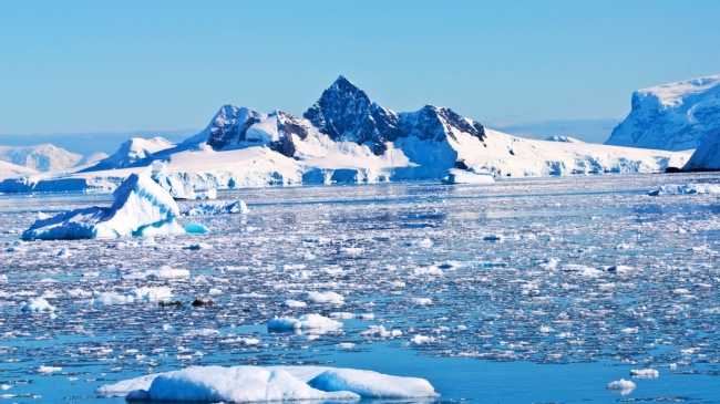 Shkrirja e akullit polar e bën të vështirë rrotullimin e Tokës dhe shkakton ditë më të gjata