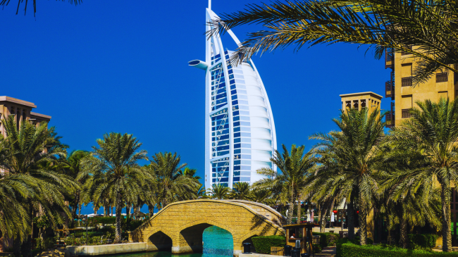 Dubai goditet nga temperatura e rrezikshme prej 62 gradë Celsius