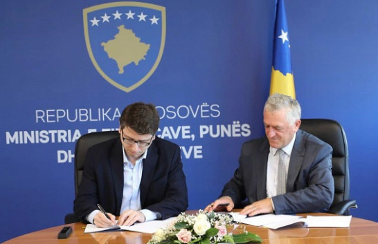 Nënshkruhet marrëveshje prej 60 milionë euro për projektin e energjisë solare