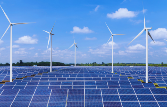 Energjia diellore dhe e erës tejkalojnë për herë të parë energjinë e qymyrit në Kinë