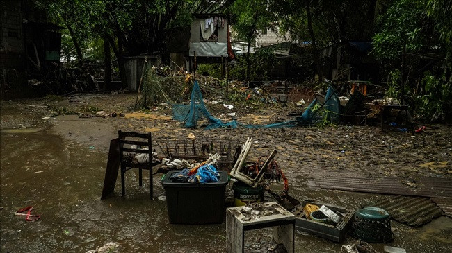 10 të vdekur, mijëra të zhvendosur nga stuhia tropikale shkatërruese në Filipine