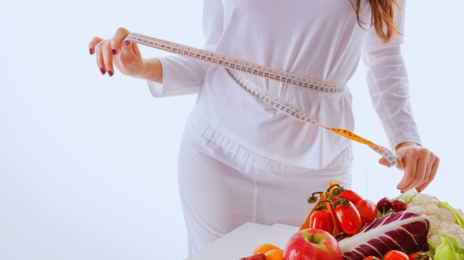 Një dietë e zakonshme për humbje peshe mund të ketë pasoja të rënda, paralajmërojnë shkencëtarët