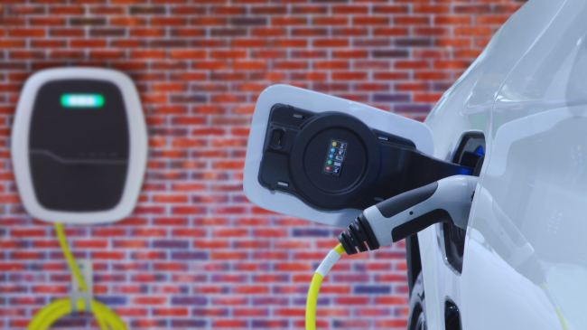 Mbushja e një automjeti elektrik bëhet më së miri në shtëpi