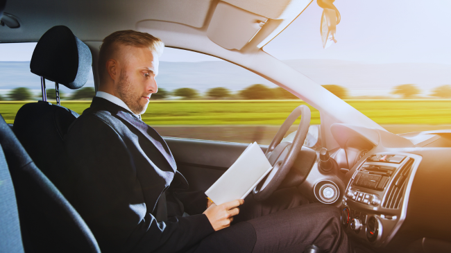 Ky shtet do të lejojë ngasjen e automatizuar të automjeteve nga muaji mars