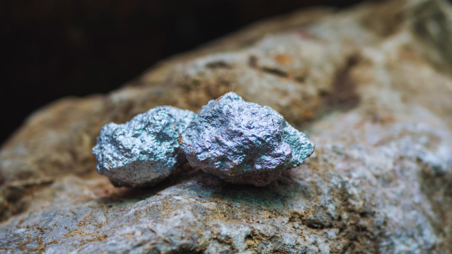 Ku gjenden metalet e rralla të tokës në botë?