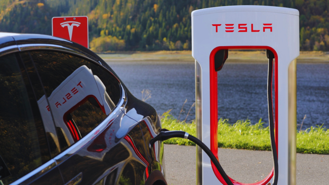 Tarifat e Trumpit mund të rrisin çmimet e automjeteve elektrike
