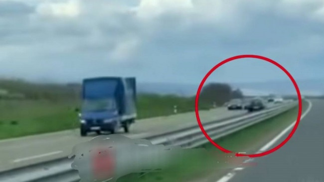 Policia gjobit shoferin që drejtoi veturën në anën e kundërt në autostradë