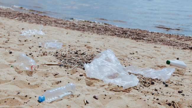 Sa kohë i duhet plastikës për t’u dekompozuar? Përgjigja është e tmerrshme