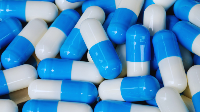 Antibiotikët që përdoren nga njerëzit po ndotin lumenjtë në mbarë botën