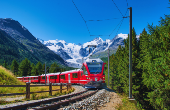 Evropianët synojnë të udhëtojnë më shumë me tren sesa me çdo formë tjetër transporti