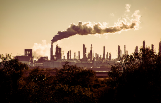 BE thotë se është 'në rrugën e duhur' për të arritur objektivin e emetimeve të vitit 2030