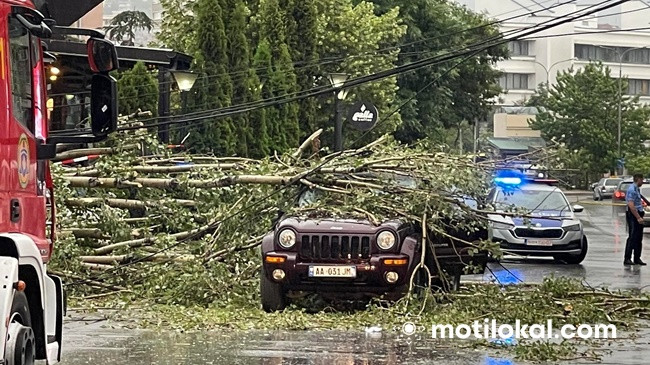Parashikohen stuhi shiu dhe erëra të forta, Komuna e Prishtinës paralajmëron qytetarët