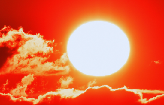 Temperaturat e larta dhe zjarret vazhdojnë në të gjithë Evropën Lindore