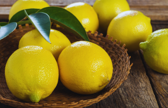 Zgjatni afatin e ruajtjes së limonëve duke përdorur këtë truk ruajtjeje